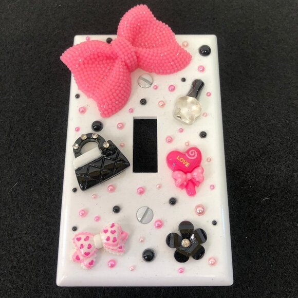 💕2/$25💕 Bows & Flower Light Switch Plate Cover Handcrafted - Picture 1 of 1